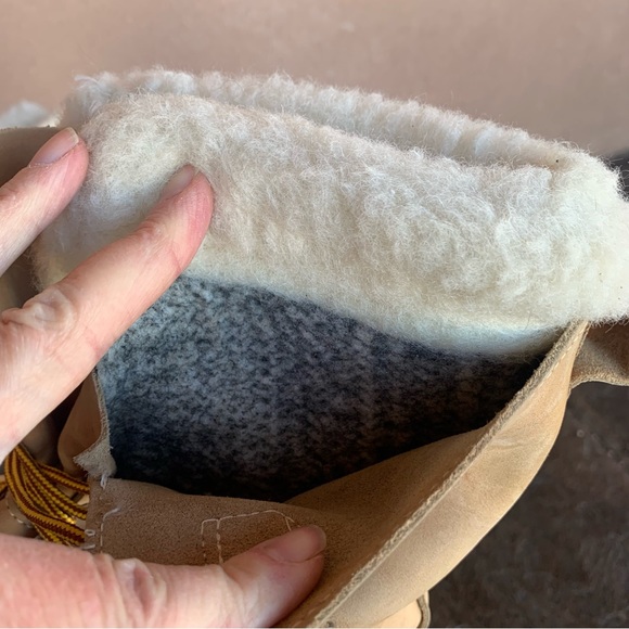 Sorel Caribou Winter Boots - Picture 10 of 10